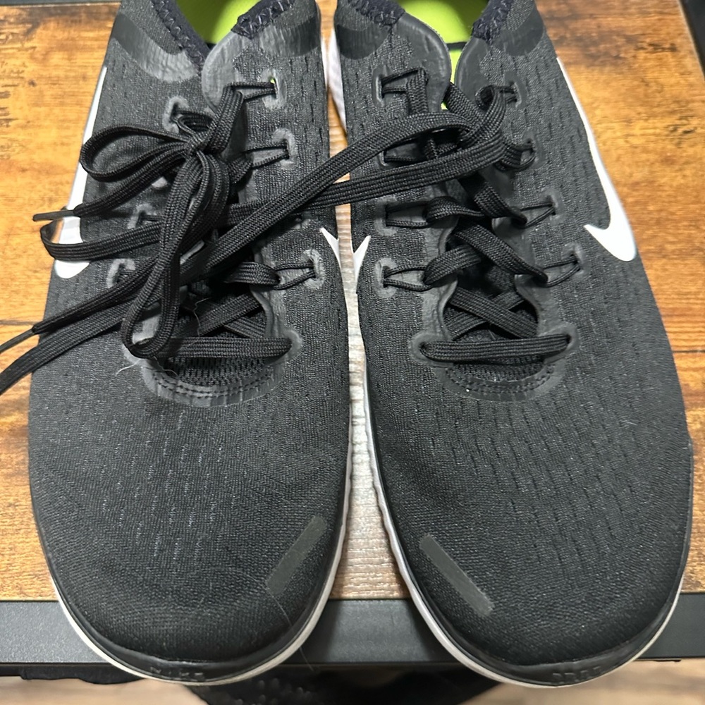 Mens Nike free runs